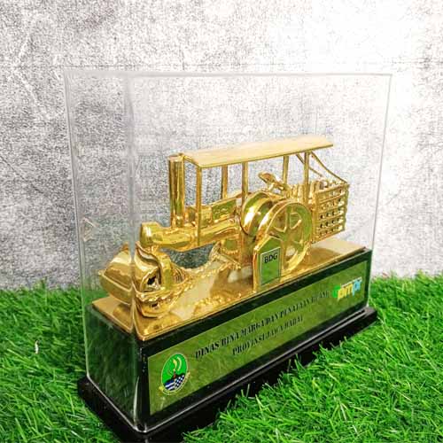 Trophy Miniatur